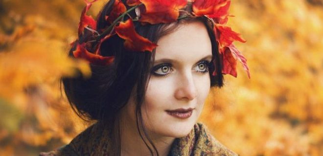 معرفی پنج ترفند برای زیبایی آرایش در فصل پاییز کدام است